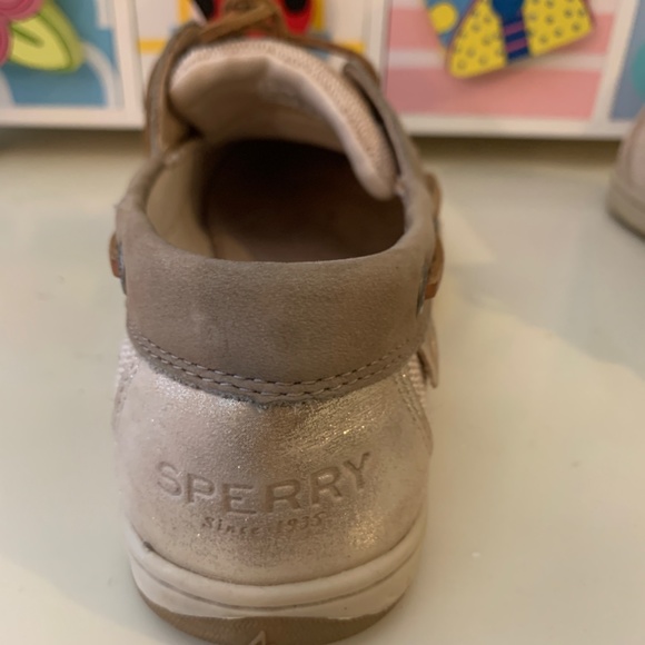 Womens Sperrys shoes - Picture 3 of 3